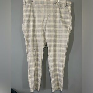 Penningtons plaid tapered dress pants size 26